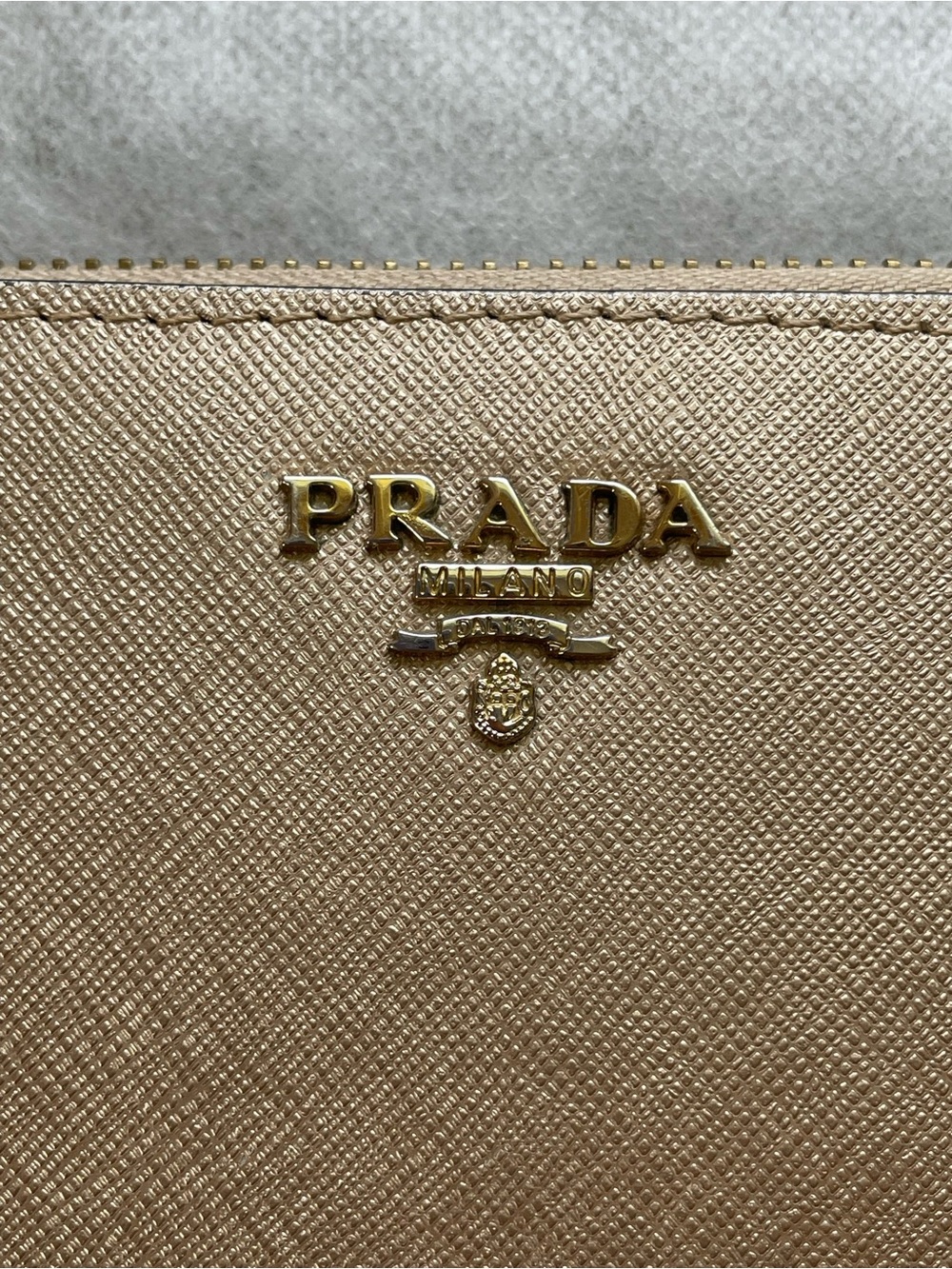 Prada FAIR Sold As Is Small Saffiano Leather Metallic Zip-Around Wallet - Picture 3 of 15